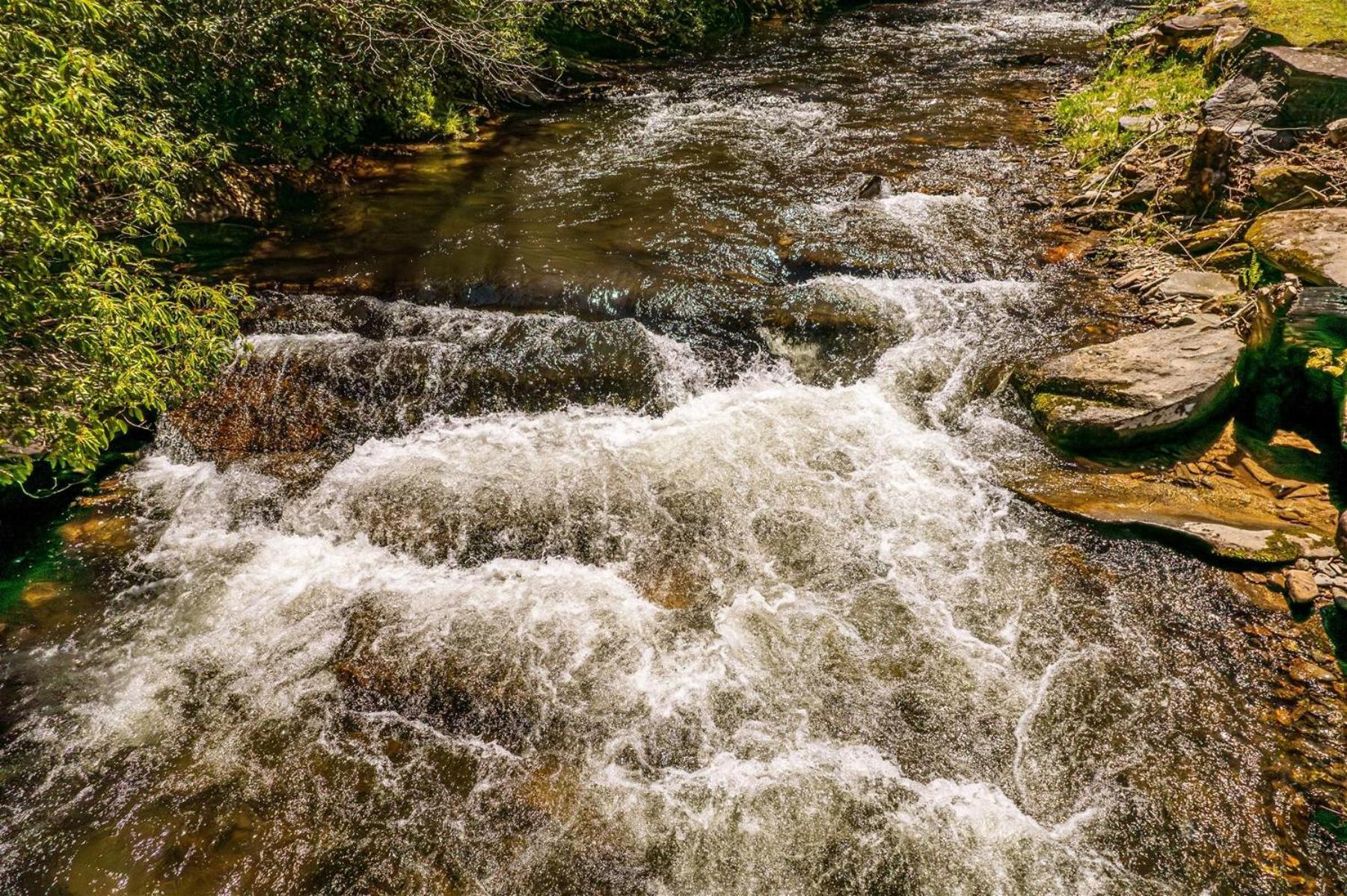 הוילה ברייסון סיטי Waterfall Hideaway מראה חיצוני תמונה