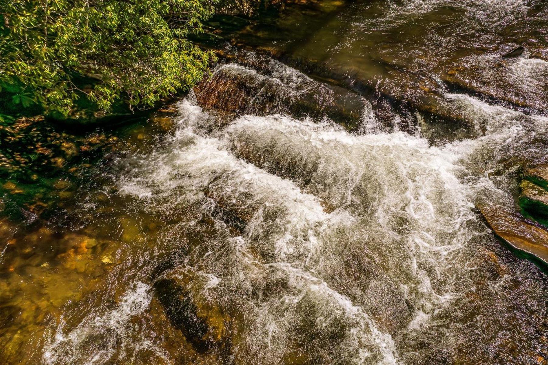 הוילה ברייסון סיטי Waterfall Hideaway מראה חיצוני תמונה