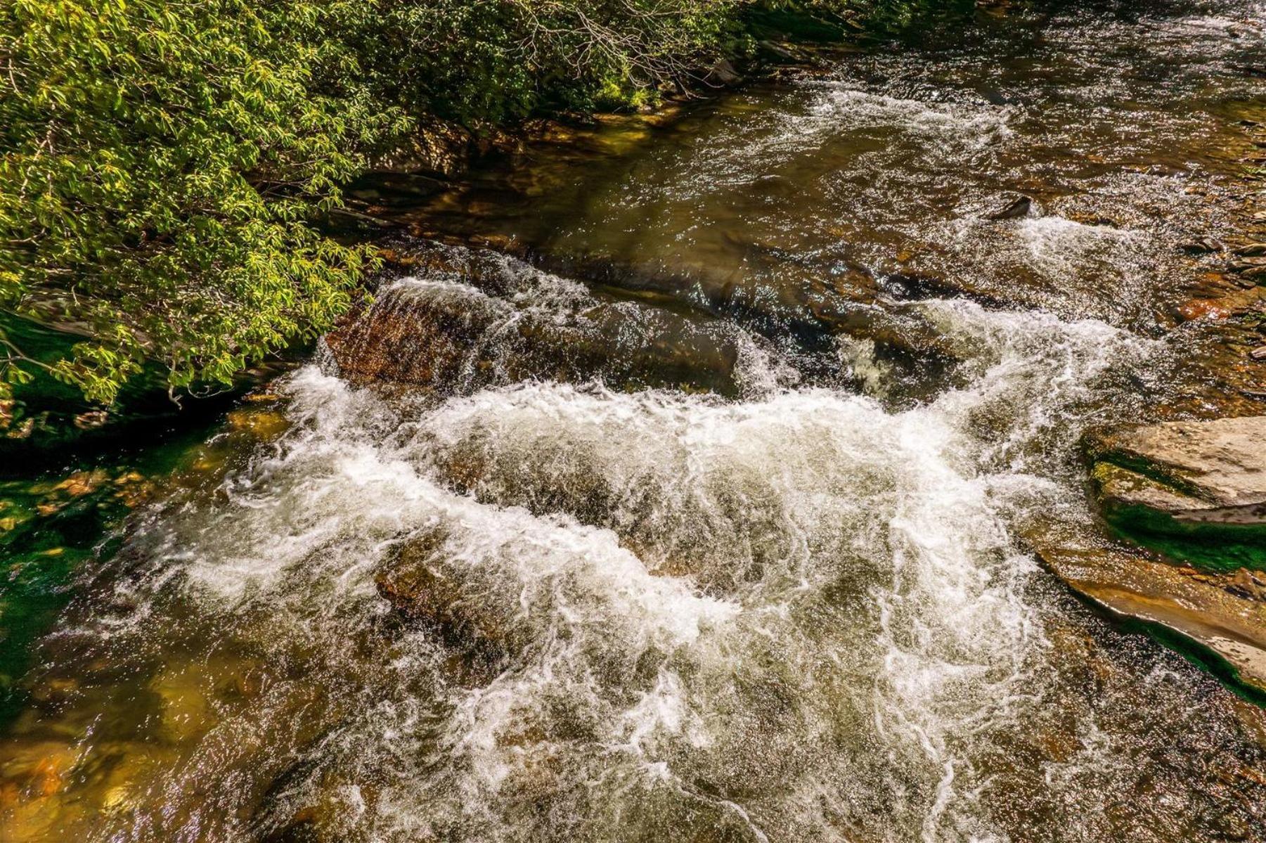 הוילה ברייסון סיטי Waterfall Hideaway מראה חיצוני תמונה